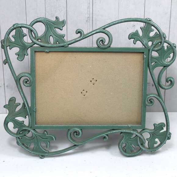 Vintage Elsa L Inc Metal Picture Photo Frame Sea Green Leaves Vines Flourishes - Picture 3 of 11